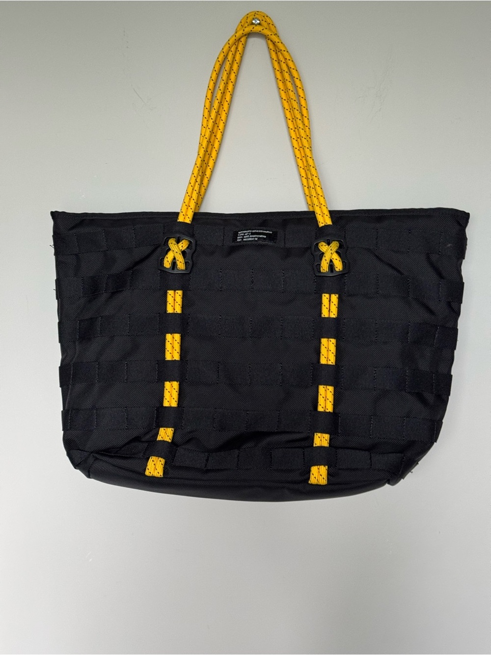 Unisex Nike Sportswear Air Force 1 (AF1) Winterized Tote Bag - Black/Yellow Rope